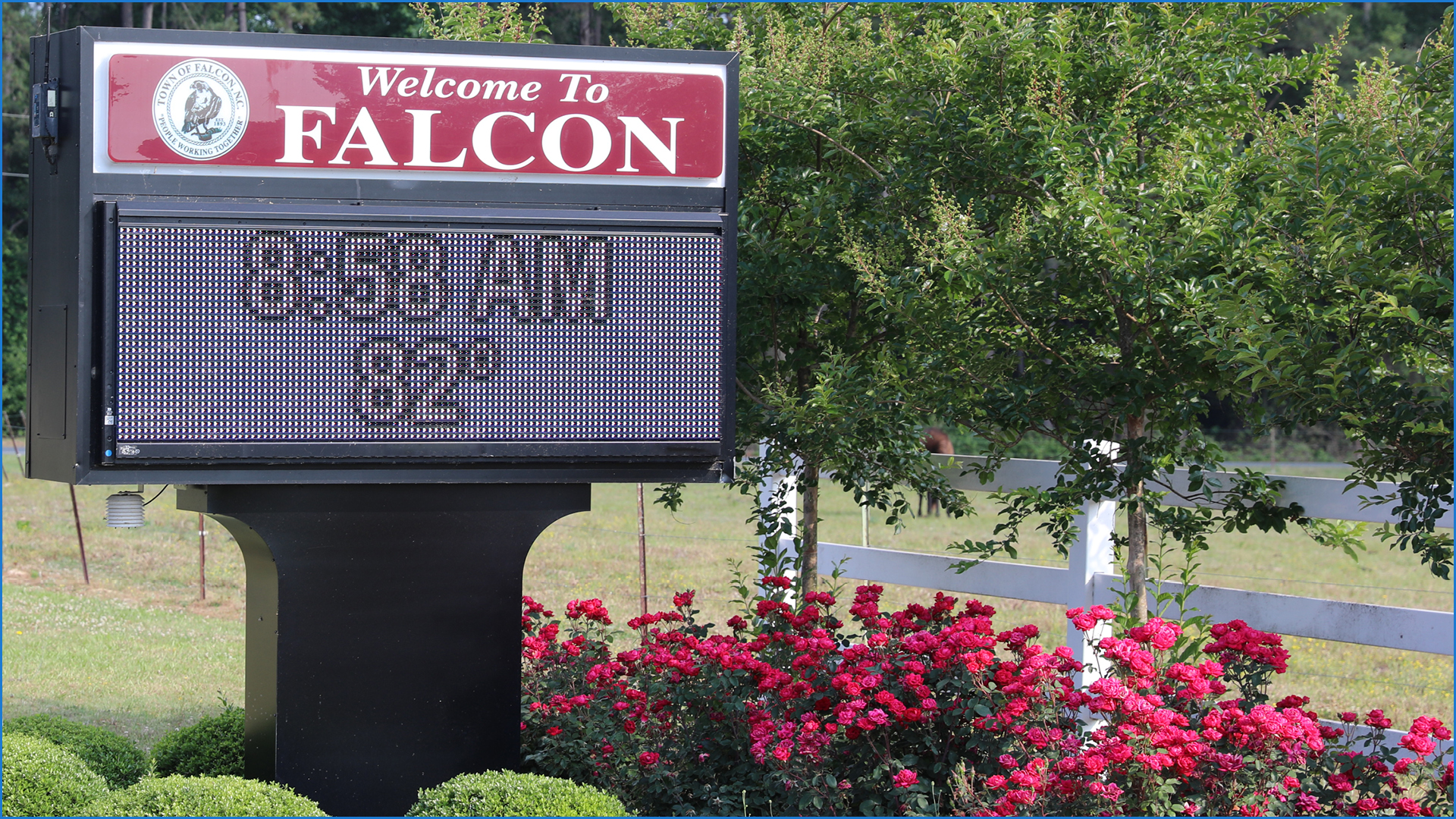 Welcome to Falcon town sign